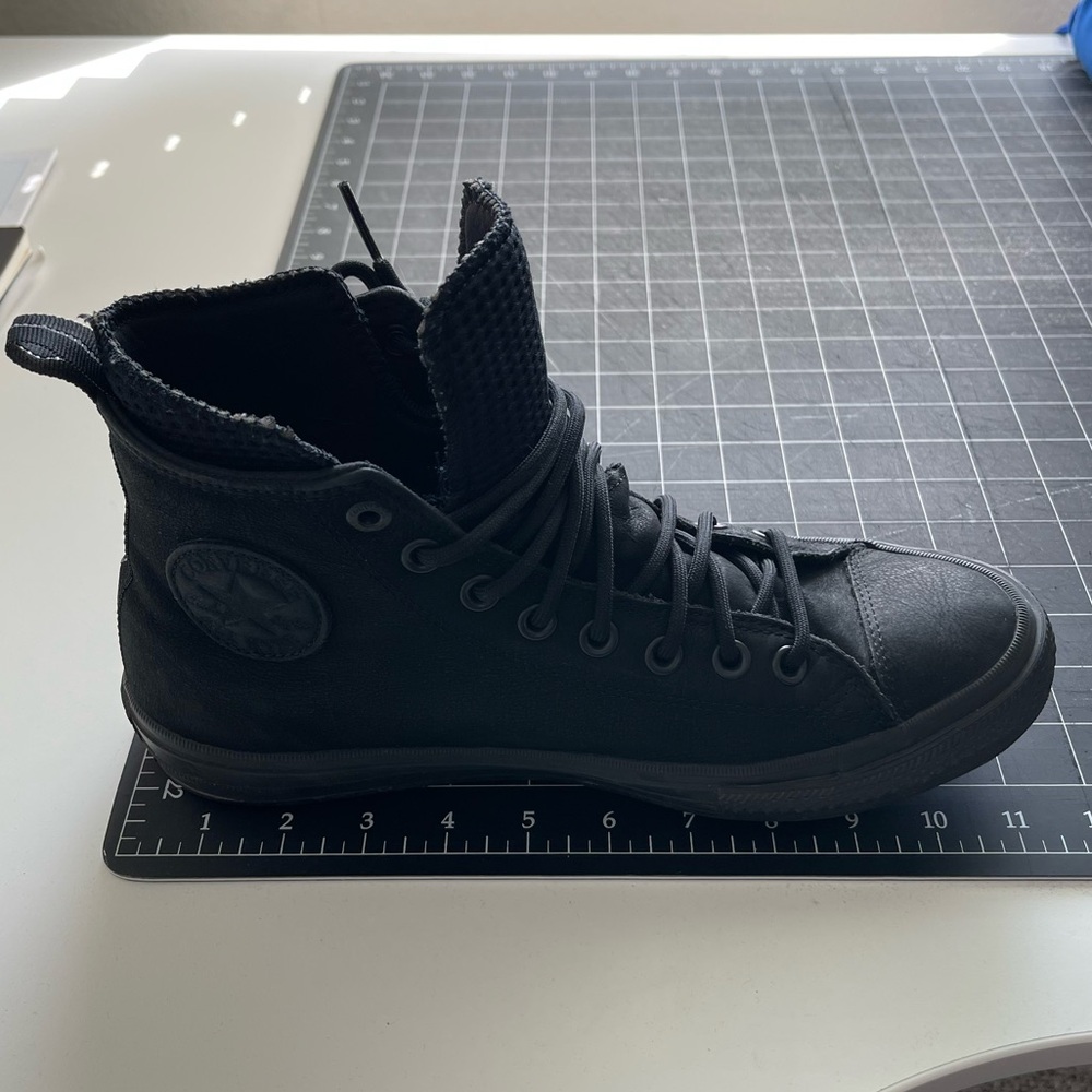 Converse  Chuck Taylor All Star Waterproof Nubuck Boot Men’s Size 7 or 8 - Picture 9 of 14